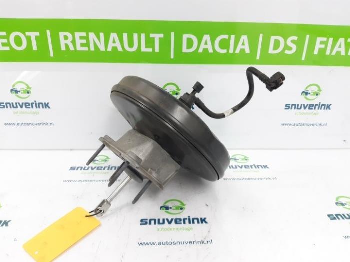 Brake servo from a Renault Megane IV (RFBB) 1.5 Energy dCi 110 2017