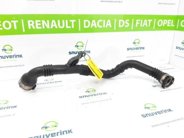 Manguera intercooler de un Renault Megane IV (RFBB) 1.5 Energy dCi 110 2017