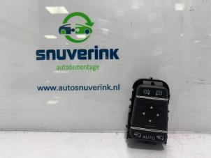 Used Mirror switch Renault Zoé (AG) R135 Price € 48,40 Inclusive VAT offered by Snuverink Autodemontage