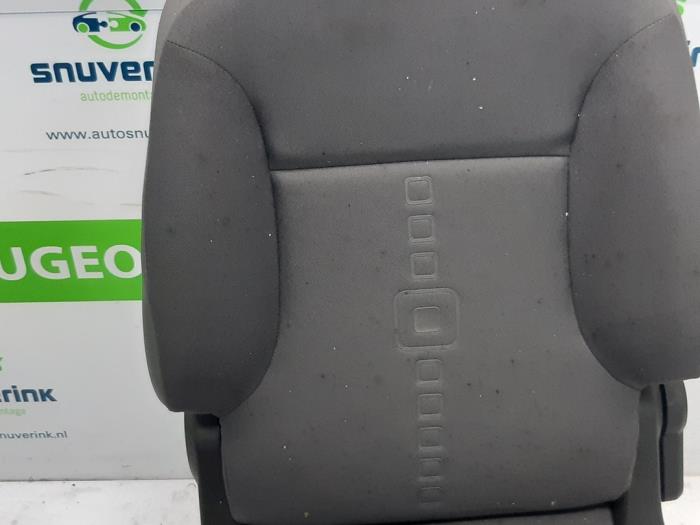 Seat, left from a Citroën Berlingo 1.6 BlueHDI 100 2016