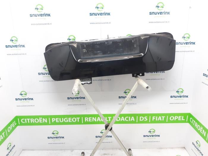 Renault Koleos Tailgates stock