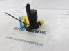 Peugeot 208 I (CA/CC/CK/CL) 1.2 Vti 12V PureTech 82 Bomba de limpiaparabrisas delante