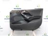 Peugeot 208 I (CA/CC/CK/CL) 1.2 Vti 12V PureTech 82 Tapizado de puerta de 4 puertas derecha delante
