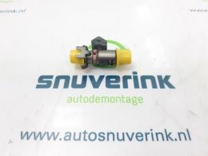 Gebrauchte Injektor (Benzineinspritzung) Renault Twingo (C06) 1.2 16V Preis € 25,00 Margenregelung angeboten von Snuverink Autodemontage