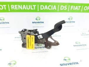Used Brake pedal Renault Koleos I 2.5 16V 4x4 Price on request offered by Snuverink Autodemontage