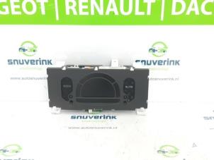 Usados Panel de instrumentación Renault Modus/Grand Modus (JP) 1.2 16V Precio € 100,00 Norma de margen ofrecido por Snuverink Autodemontage