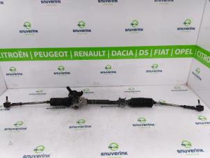 Usagé Boîtier de direction Renault Clio Prix € 100,00 Règlement à la marge proposé par Snuverink Autodemontage