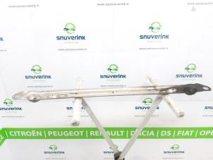 Gebrauchte Radiatorbalken Peugeot RCZ (4J) 1.6 16V THP Preis € 35,00 Margenregelung angeboten von Snuverink Autodemontage