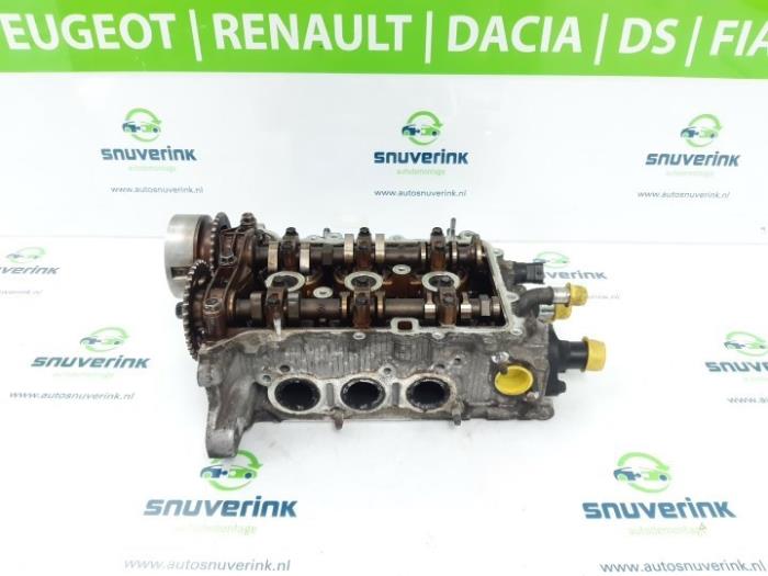 Begagnade Topplock Peugeot 107 1.0 12V Pris € 99,98 Marginaltabell erbjuds av Snuverink Autodemontage