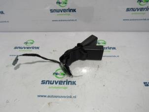 Used Rear seatbelt buckle, right Renault Zoé (AG) R135 Price € 60,50 Inclusive VAT offered by Snuverink Autodemontage