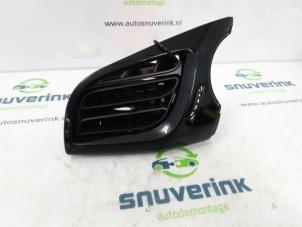 Usagé Aerateur tableau de bord Citroen C3 (SC) 1.4 16V VTi Prix € 35,00 Règlement à la marge proposé par Snuverink Autodemontage