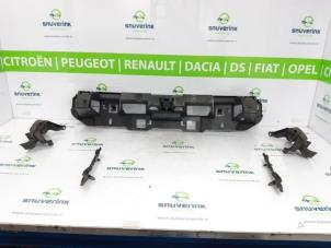 Used Rear bumper bracket central Citroen C3 (SC) 1.4 16V VTi Price € 40,00 Margin scheme offered by Snuverink Autodemontage