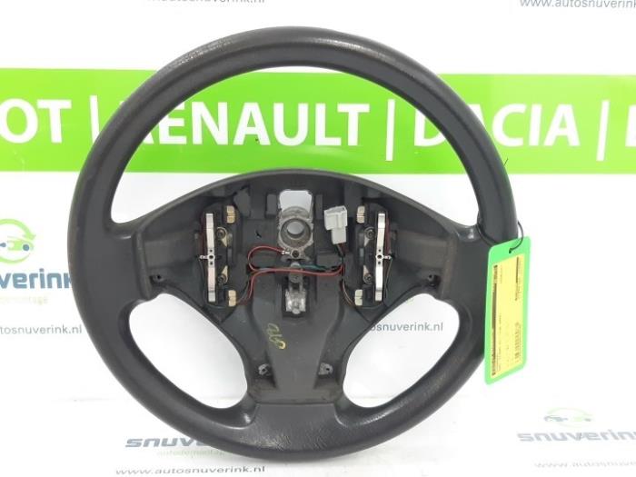 Opel Vivaro 01 Steering wheels stock