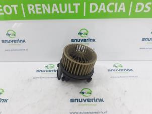 Usados Motor de ventilador de calefactor Fiat Ducato (230/231/232) 2.5 D Precio € 90,75 IVA incluido ofrecido por Snuverink Autodemontage