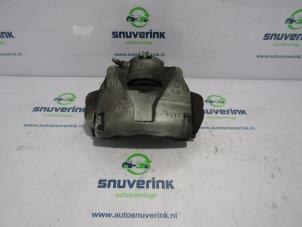 Used Front brake calliper, right Renault Zoé (AG) R135 Price € 181,50 Inclusive VAT offered by Snuverink Autodemontage