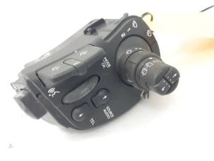 Used Wiper switch Renault Kangoo Express (FW) 1.5 dCi 85 Price € 114,95 Inclusive VAT offered by Snuverink Autodemontage