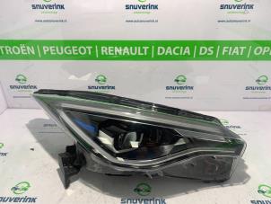 Used Headlight, right Renault Zoé (AG) R135 Price € 242,00 Inclusive VAT offered by Snuverink Autodemontage
