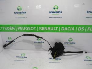 Usagé Serrure arrière gauche Renault Zoé (AG) R135 Prix € 60,50 Prix TTC proposé par Snuverink Autodemontage