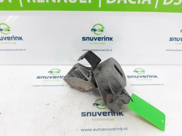 Used Engine mount Opel Combo 1.3 CDTI 16V Price € 36,29 Inclusive VAT offered by Snuverink Autodemontage