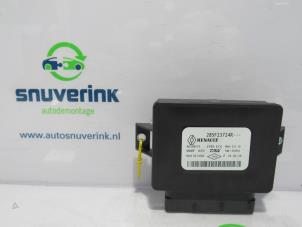 Used Parking brake module Renault Zoé (AG) R135 Price € 121,00 Inclusive VAT offered by Snuverink Autodemontage