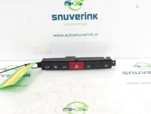 Used Panic lighting switch Opel Combo 1.3 CDTI 16V Price € 24,20 Inclusive VAT offered by Snuverink Autodemontage