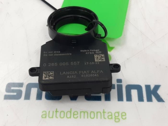 Begagnade Styrvinkelsensor Opel Combo 1.3 CDTI 16V Pris € 84,69 Inklusive moms erbjuds av Snuverink Autodemontage