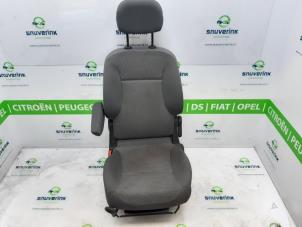 Używane Fotel lewy Peugeot Partner (GC/GF/GG/GJ/GK) 1.6 HDI 75 16V Cena € 217,80 Z VAT oferowane przez Snuverink Autodemontage