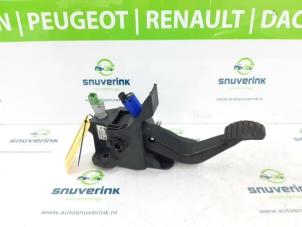 Gebrauchte Kupplungspedal Renault Twingo III (AH) 1.0 SCe 70 12V Preis € 45,00 Margenregelung angeboten von Snuverink Autodemontage