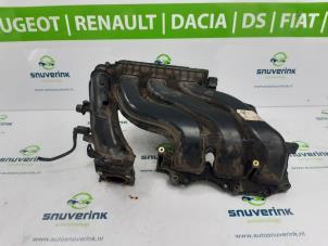 Used Intake manifold Renault Twingo III (AH) 1.0 SCe 70 12V Price € 40,00 Margin scheme offered by Snuverink Autodemontage
