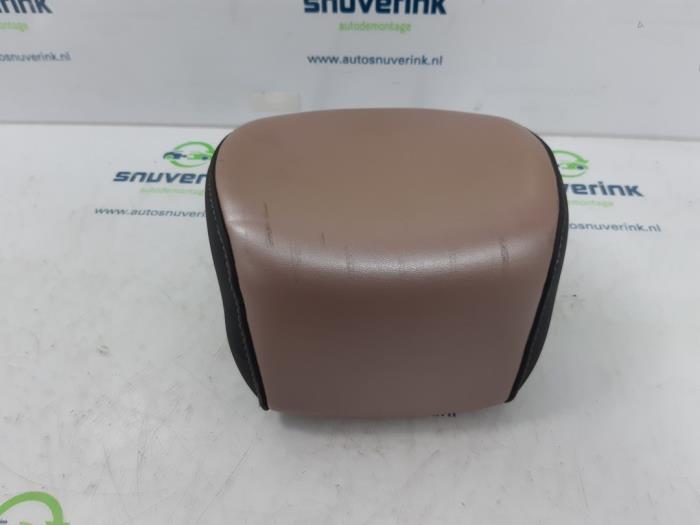 Headrest from a Renault Twingo II (CN) 1.2 16V 2011