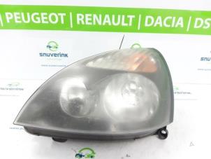 Used Headlight, left Renault Clio II (BB/CB) 1.4 16V Price € 35,00 Margin scheme offered by Snuverink Autodemontage