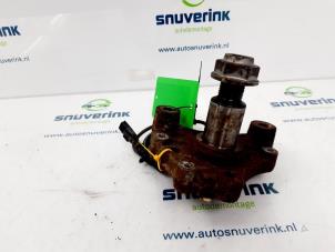 Used Rear axle journal Opel Vivaro Combi 1.6 CDTI Biturbo 120 Price on request offered by Snuverink Autodemontage