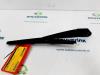 Rear wiper arm from a Citroen C4 Picasso (3D/3E), 2013 / 2018 1.6 e-HDi 115, MPV, Diesel, 1.560cc, 85kW (116pk), FWD, DV6C; 9HC, 2013-02 / 2018-03, 3D9HC; 3E9HC 2014