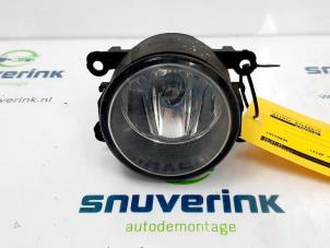 Used Fog light, front right Renault Megane III Grandtour (KZ) 1.5 dCi 110 Price € 20,00 Margin scheme offered by Snuverink Autodemontage