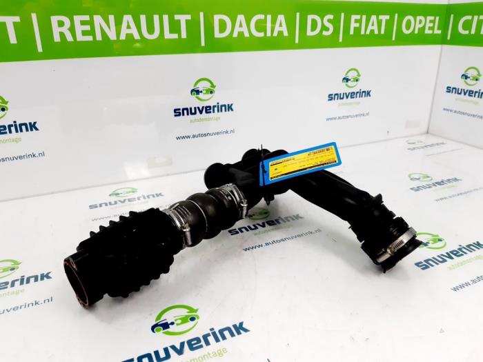 Gebrauchte Intercooler Schlauch Peugeot 308 SW (L4/L9/LC/LJ/LR) 1.6 BlueHDi 120 Preis € 26,76 Margenregelung angeboten von Snuverink Autodemontage