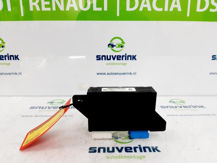 Usagé Ordinateur divers Citroen C4 Picasso (3D/3E) 1.6 e-HDi 115 Prix € 97,71 Prix TTC proposé par Snuverink Autodemontage