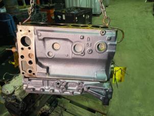 Usados Bloque inferior motor Renault Master I 2.5 D 28-35 Precio de solicitud ofrecido por Snuverink Autodemontage