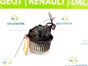 Usados Motor de ventilador de calefactor Citroen Jumper (23) 2.5 D 12V Precio € 75,00 Norma de margen ofrecido por Snuverink Autodemontage