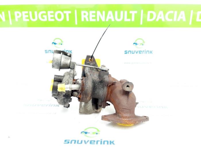 Używane Turbo Renault Kangoo Express (FW) 1.5 dCi 90 FAP Cena € 100,42 Z VAT oferowane przez Snuverink Autodemontage