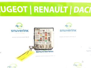 Usagé Boîte à fusibles Renault Kangoo Express (FW) 1.5 dCi 90 FAP Prix € 60,50 Prix TTC proposé par Snuverink Autodemontage