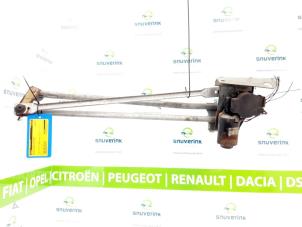 Używane Silnik i mechanizm wycieraczki Peugeot Boxer (230L) 2.5D 12V Cena na żądanie oferowane przez Snuverink Autodemontage