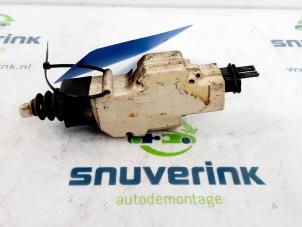 Used Central locking motor Peugeot Boxer (230L) 2.5D 12V Price on request offered by Snuverink Autodemontage