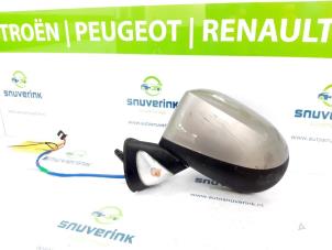 Used Wing mirror, left Renault Modus/Grand Modus (JP) 1.2 16V TCE 100 Price € 70,00 Margin scheme offered by Snuverink Autodemontage