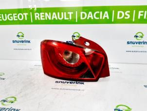 Gebrauchte Rücklicht links Seat Ibiza IV (6J5) 1.2 TDI Ecomotive Preis € 30,00 Margenregelung angeboten von Snuverink Autodemontage