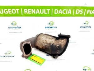 Gebrauchte Katalysator Opel Vivaro 2.5 DTI 16V Preis auf Anfrage angeboten von Snuverink Autodemontage