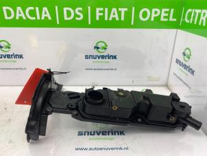 Used Rocker cover Citroen C4 Berline (NC) 1.6 e-HDI Price € 35,00 Margin scheme offered by Snuverink Autodemontage