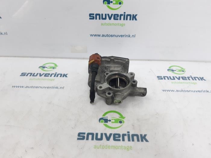 Usagé Boitier papillon Opel Corsa D 1.3 CDTi 16V ecoFLEX Prix € 28,00 Règlement à la marge proposé par Snuverink Autodemontage