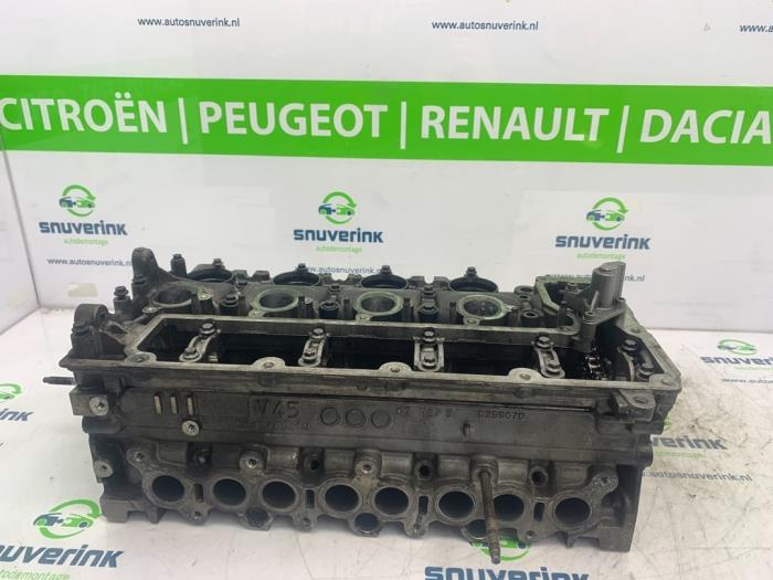 Begagnade Topplock Peugeot 407 SW (6E) 2.0 HDiF 16V Pris € 272,23 Inklusive moms erbjuds av Snuverink Autodemontage