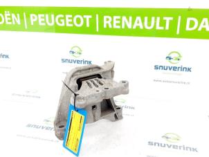 Usagé Support moteur Peugeot Expert (VA/VB/VE/VF/VY) 1.6 Blue HDi 95 16V Prix € 48,40 Prix TTC proposé par Snuverink Autodemontage
