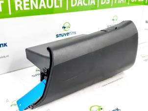 Używane Schowek w desce rozdzielczej Peugeot Expert (VA/VB/VE/VF/VY) 1.6 Blue HDi 95 16V Cena € 72,60 Z VAT oferowane przez Snuverink Autodemontage